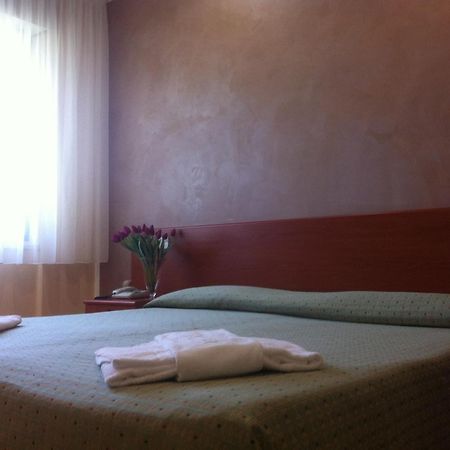 Hotel Europa Termoli Kültér fotó